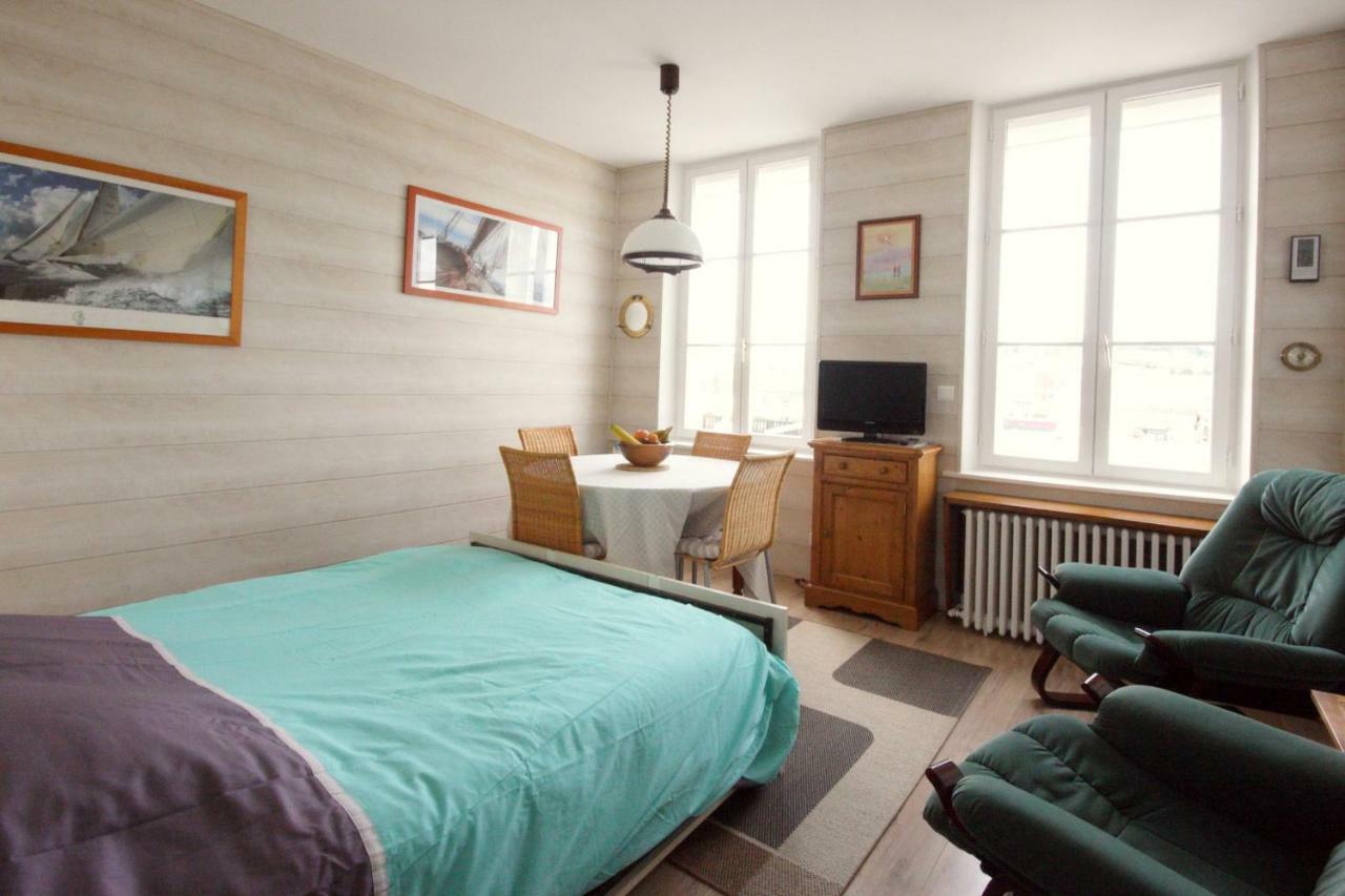 Le Quai Maupassant Apartment Fecamp Exterior photo